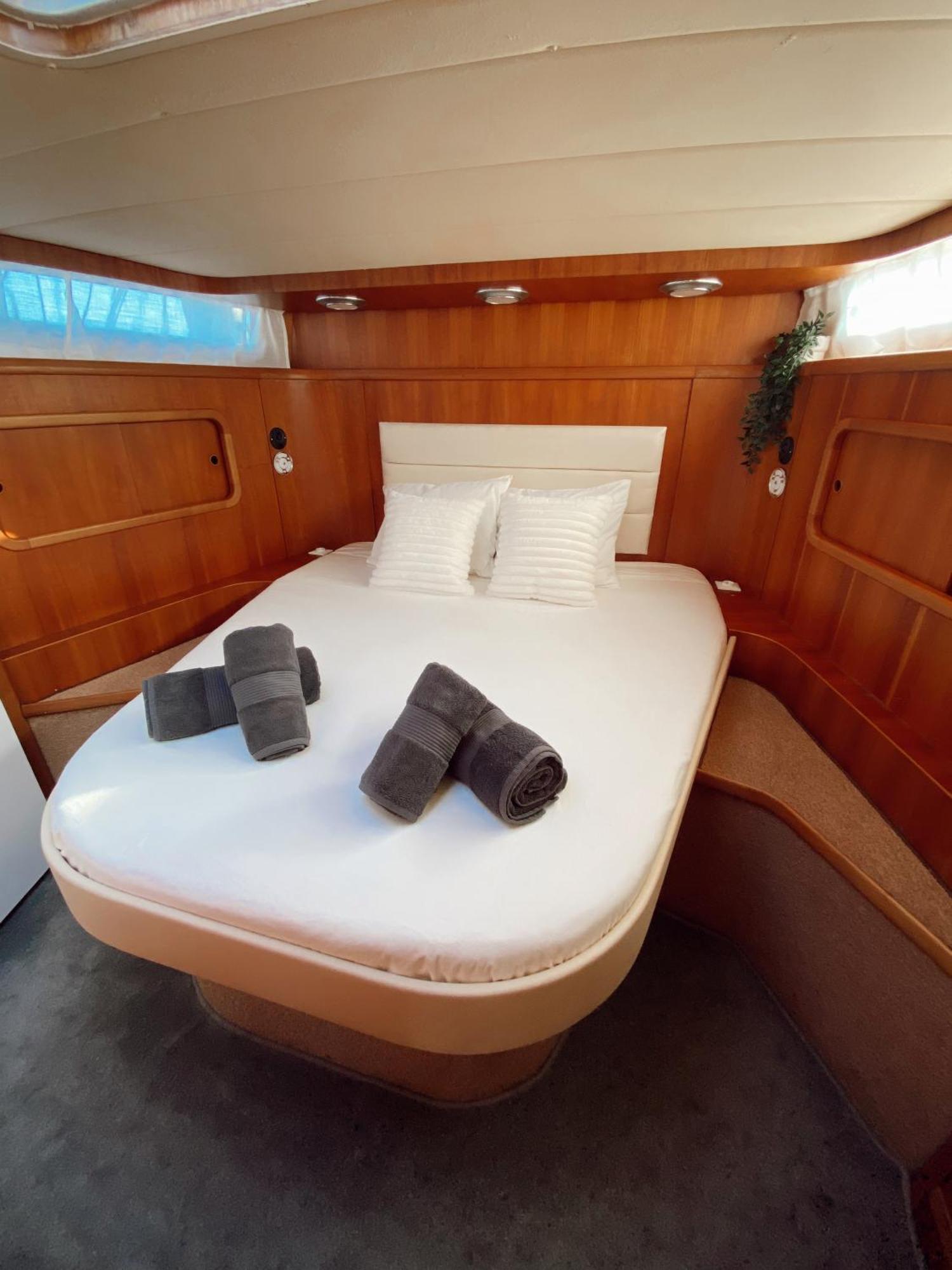 Malmo'S Yacht Hotell Valencia Exteriör bild